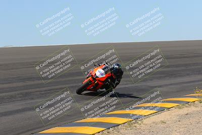 media/Apr-09-2023-SoCal Trackdays (Sun) [[333f347954]]/Bowl Set 1 (1025am)/